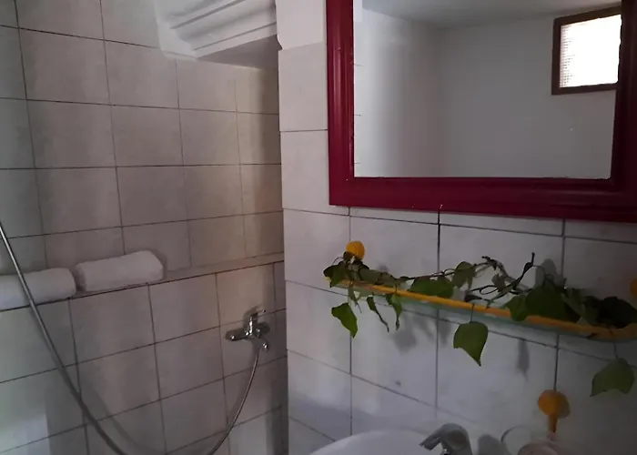 Tranquil Kolivata Lefkada Retreat House Alexandros